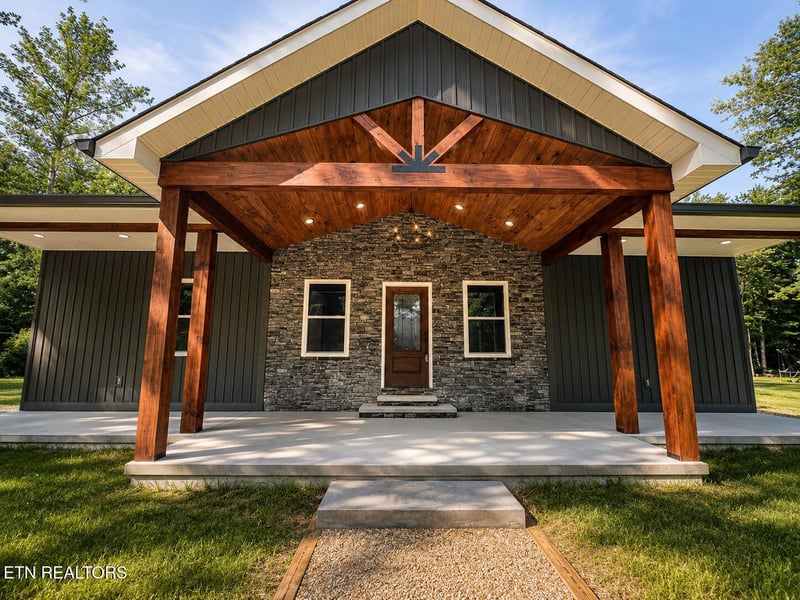 186 Short Leaf Ln, Oneida, TN 37841