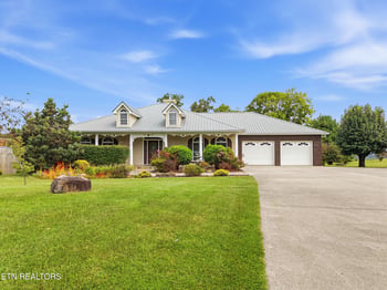 1861 Big Buck Ln, Sevierville, TN 37876