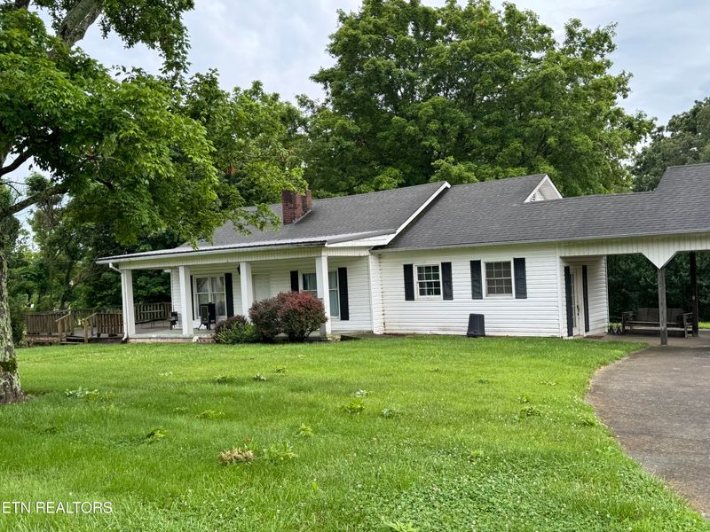 1862 County Road 609, Etowah, TN 37331