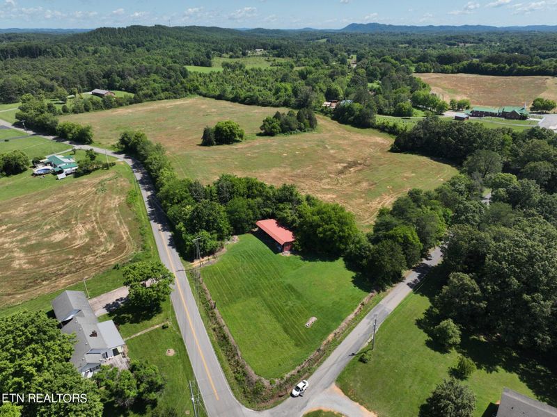 1862 County Road 609, Etowah, TN 37331