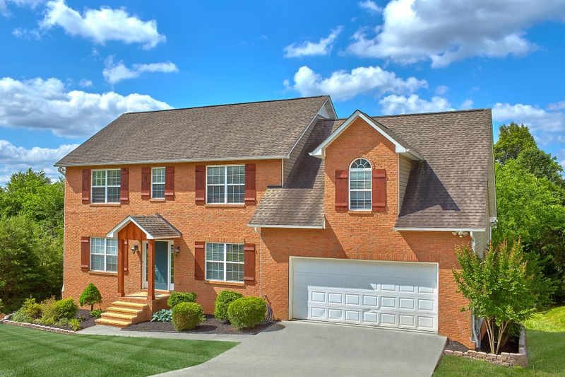 1865 Falling Waters Rd, Knoxville, TN 37922