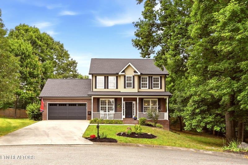 1866 Silver Cloud Ln, Knoxville, TN 37909