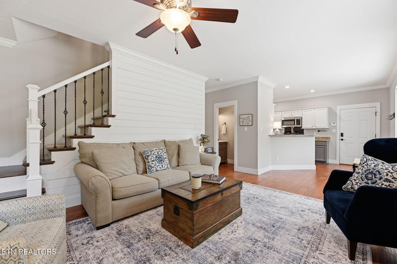 1866 Silver Cloud Ln, Knoxville, TN 37909