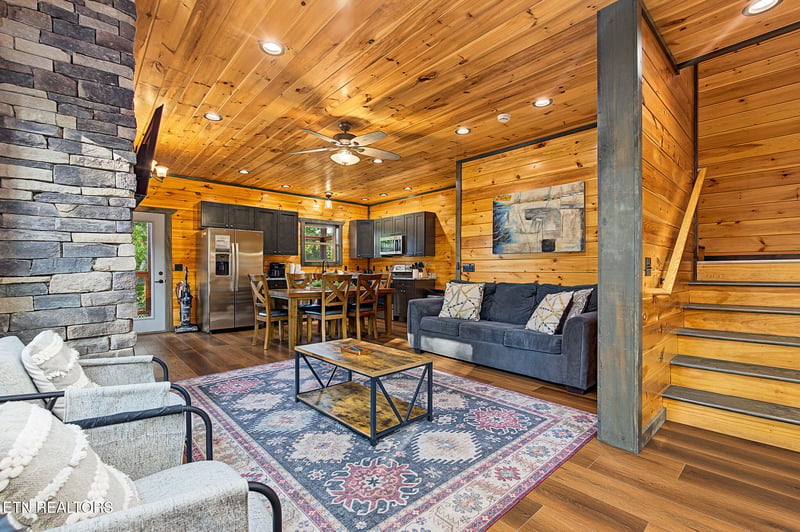 1868 Blue Tick Way, Sevierville, TN 37876