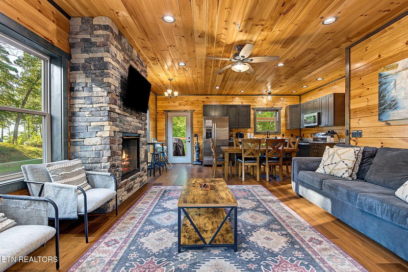 1868 Blue Tick Way, Sevierville, TN 37876