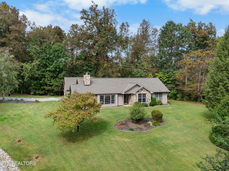 1868 S Delozier Rd, Seymour, TN 37865