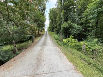1869 E Old Topside Rd, Louisville, TN 37777
