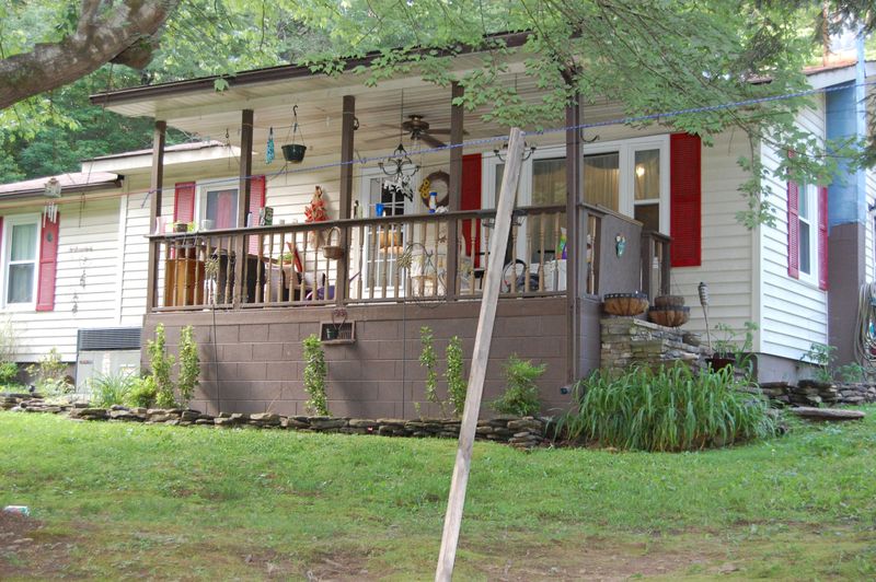 18695 E Highway 70, Rockwood, TN 37854