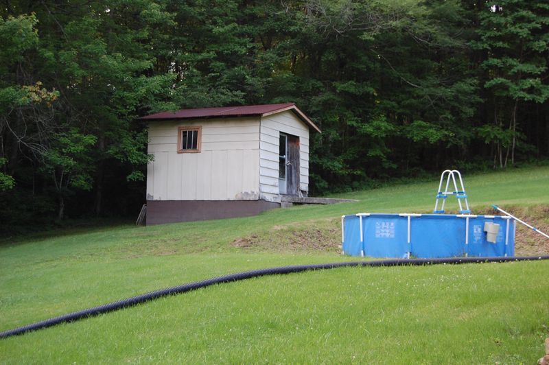 18695 E Highway 70, Rockwood, TN 37854
