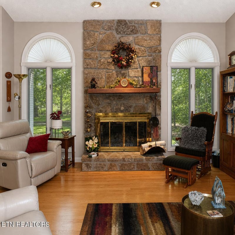 187 Ivy Brook Ln, Crossville, TN 38558