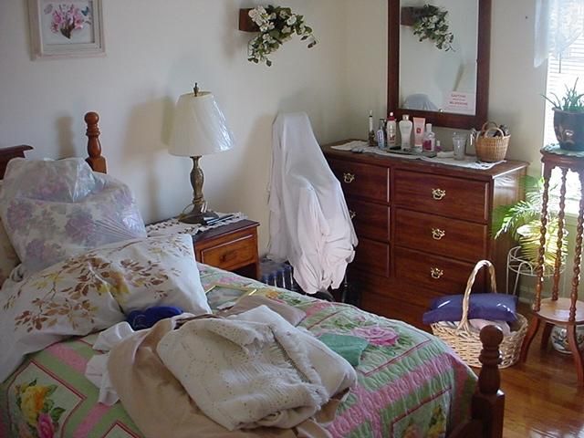 187 Mt Paron Loop, Jacksboro, TN 37757