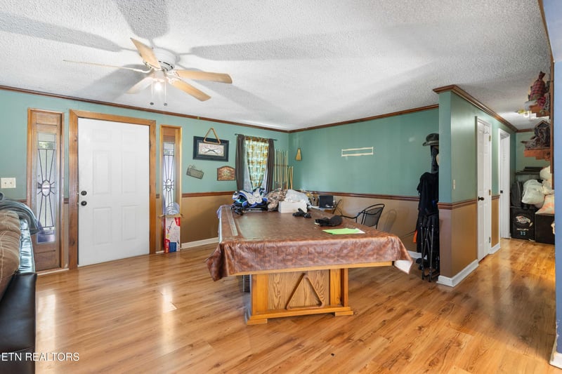 187 Vinsant Hollow Ln, Jacksboro, TN 37757