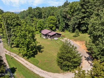 187 Vinsant Hollow Ln, Jacksboro, TN 37757