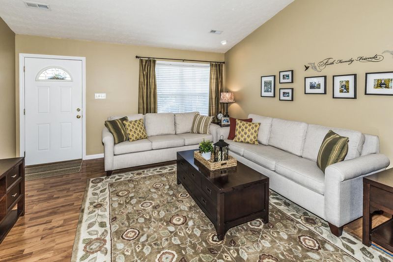 1870 Explorer Ln, Knoxville, TN 37912