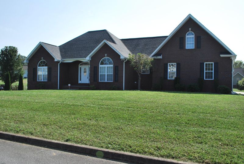 1870 River Vista Cir, Sevierville, TN 37876