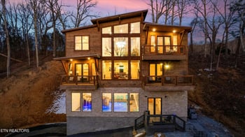 1879 Allen Way, Sevierville, TN 37862