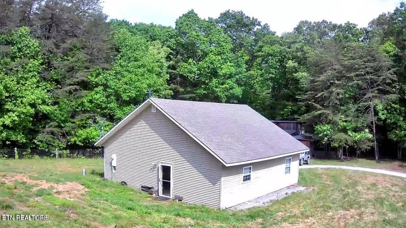 188 Dalton Branch Rd, Tellico Plains, TN 37385
