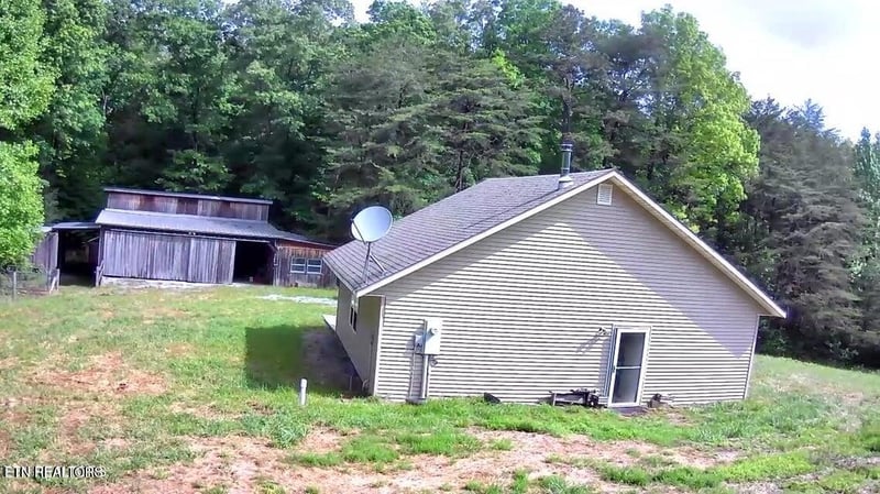 188 Dalton Branch Rd, Tellico Plains, TN 37385