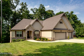 189 Chahyga Way, Loudon, TN 37774