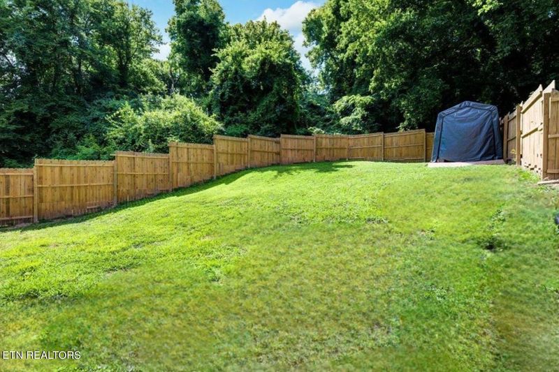 189 Chickamauga Ave, Knoxville, TN 37917