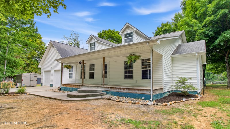 189 Fagin Ln, Madisonville, TN 37354