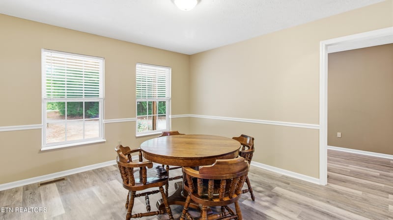 189 Fagin Ln, Madisonville, TN 37354