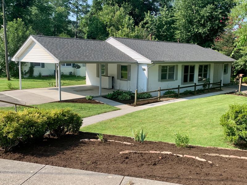 189 S Purdue Ave, Oak Ridge, TN 37830
