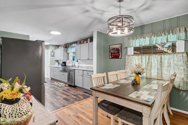 189 W Norris Rd, Norris, TN 37828