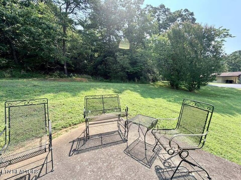 1890 James Ferry Rd, Kingston, TN 37763