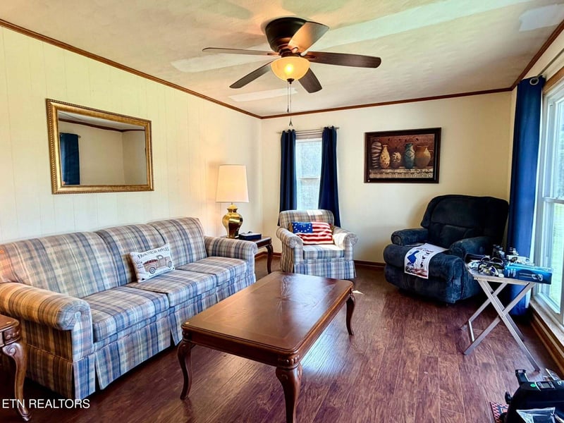 1890 James Ferry Rd, Kingston, TN 37763