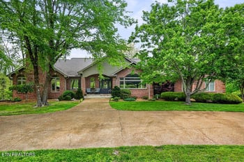 1894 Tennessee Ave, Crossville, TN 38555