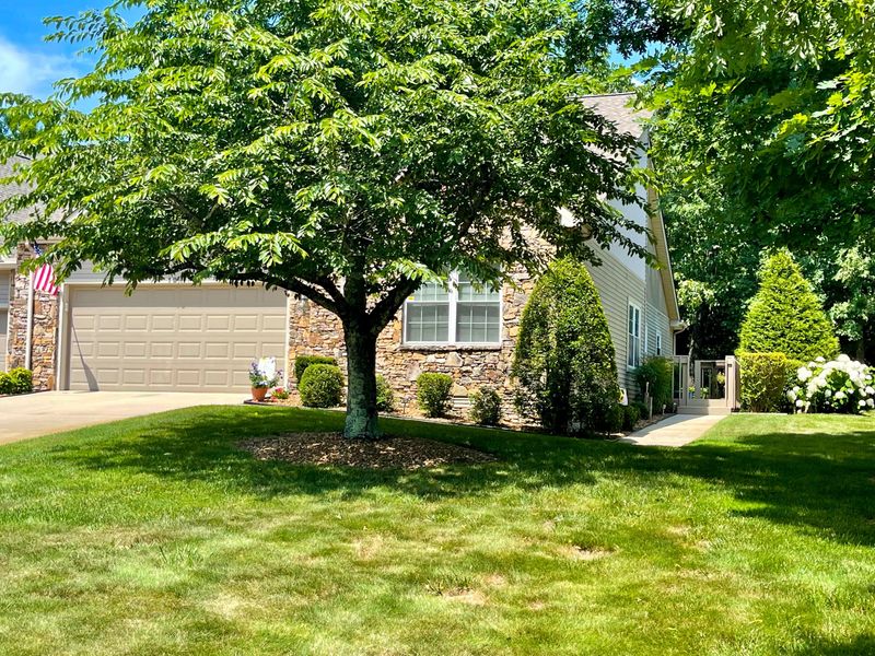 19 Brompton Ct, Crossville, TN 38558
