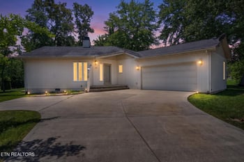 19 Thames Ct, Crossville, TN 38558
