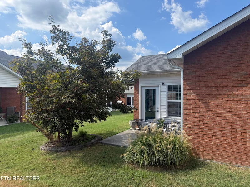 190 Blackfoot Way, Lenoir City, TN 37772