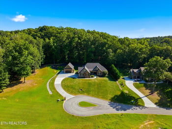 190 County Road 7005, Athens, TN 37303