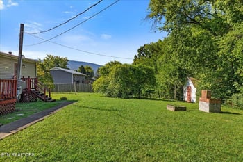 190 County Road 897, Etowah, TN 37331