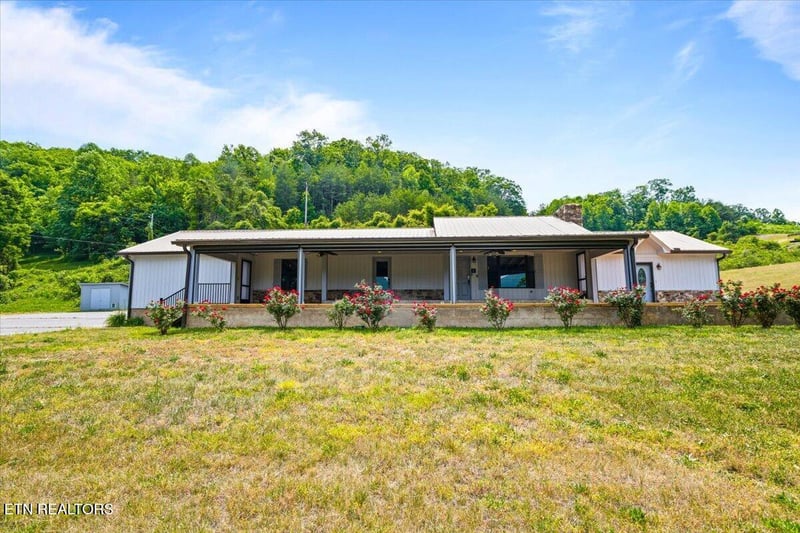 190 Dogwood Rd, Caryville, TN 37714