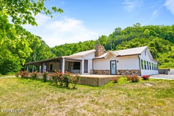 190 Dogwood Rd, Caryville, TN 37714