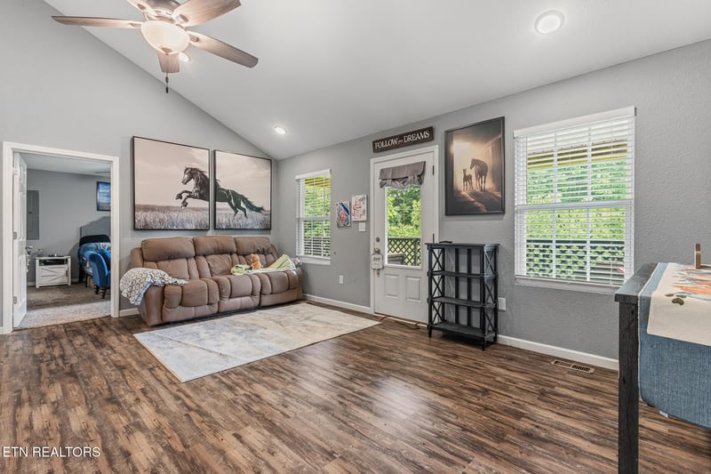 190 Homestead Rd, Madisonville, TN 37354