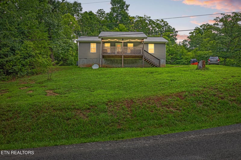 190 Homestead Rd, Madisonville, TN 37354