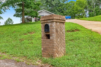 190 Homestead Rd, Madisonville, TN 37354