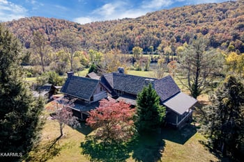 190 Miller Hollow Ln, Rocky Top, TN 37769