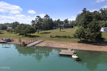 190 Moneton Ln, Bean Station, TN 37708