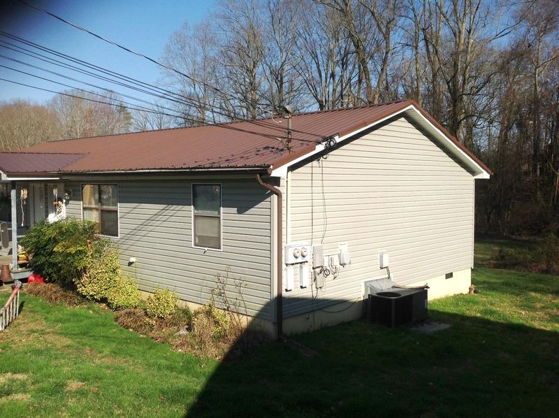 1900 Meadowview Ln, Knoxville, TN 37932