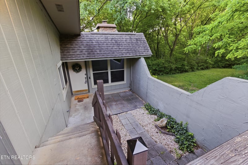 1900 Ridgecrest Dr #304, Knoxville, TN 37918
