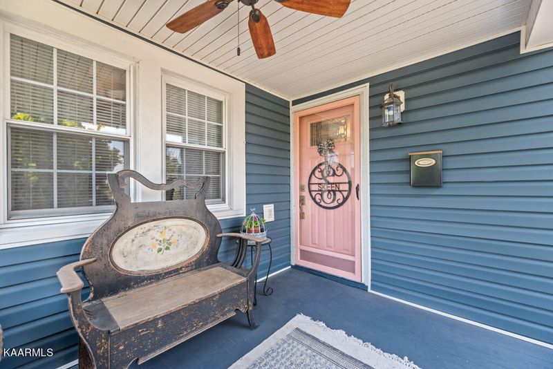 1901 Cecil Ave, Knoxville, TN 37917