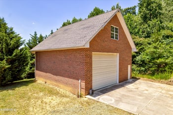 1901 NW Murray Rd, Knoxville, TN 37912