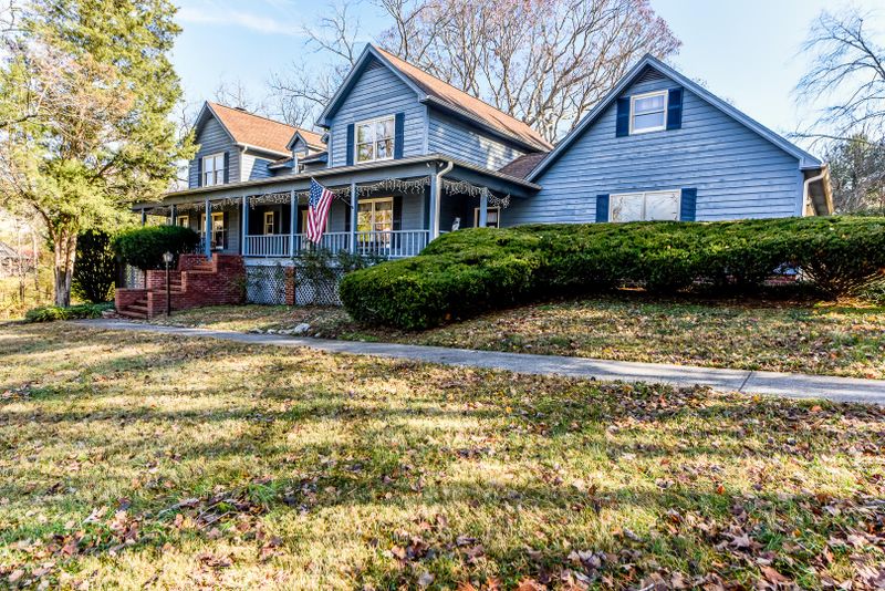 1902 Wimbledon Blvd, Maryville, TN 37803