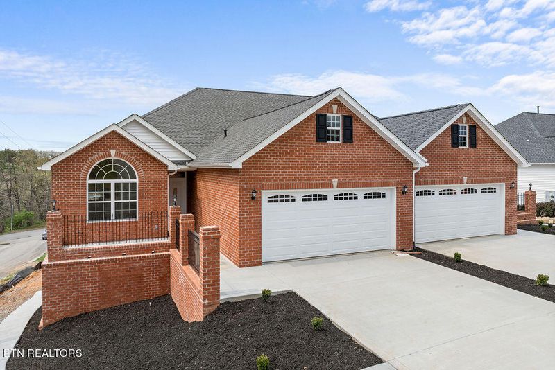 1903 Scarlett Meadows Dr, Sevierville, TN 37876