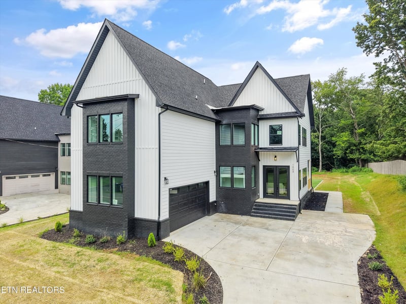 1904 Amherst Rd, Knoxville, TN 37921